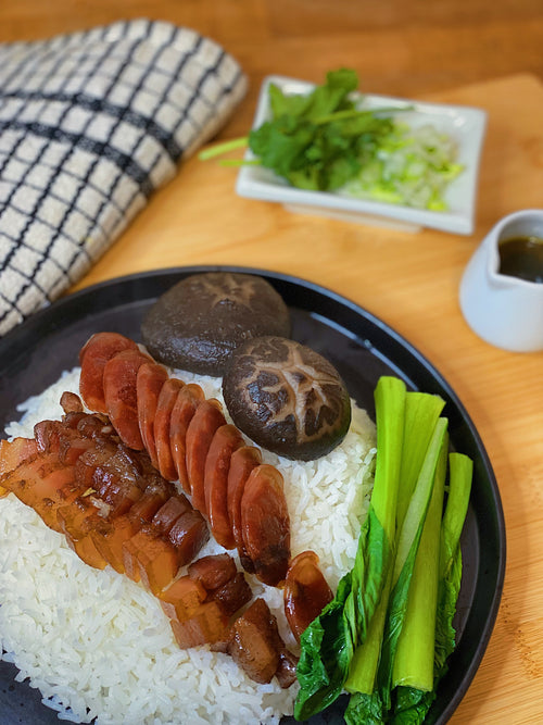 Chinese Dried Shiitake Mushrooms 聚德精選花菇 (100-200g)